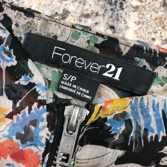 Forever 21 Ruffled Zip-Front Tank Top - Picture 4 of 4